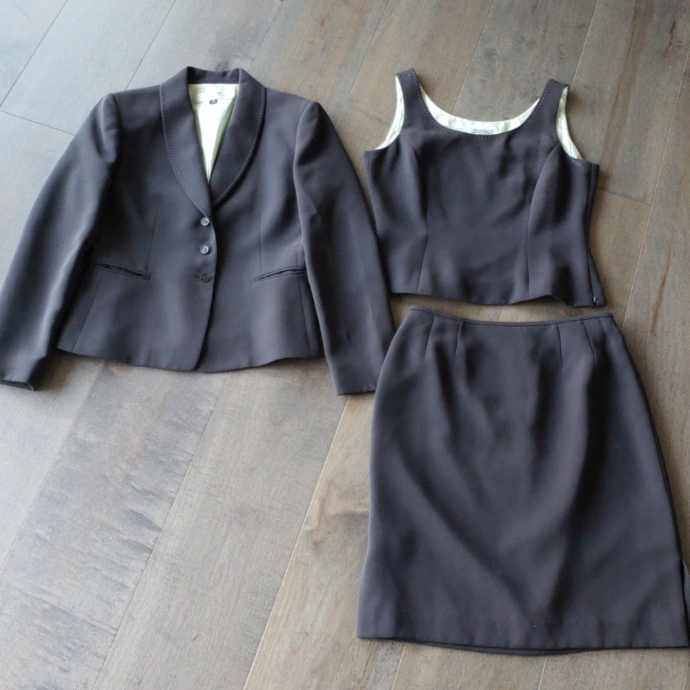 Brown Tahari 3 piece skirt suit set